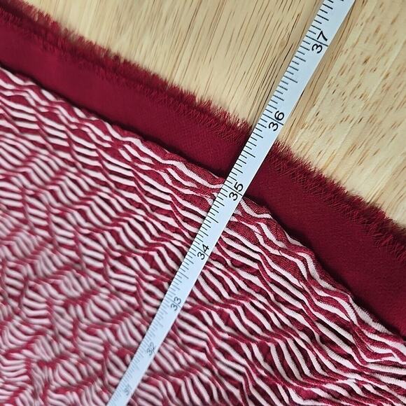 Maeve Anthropologie Wavy Textured Red and White Striped Mini Dress Size Medium - Picture 6 of 11